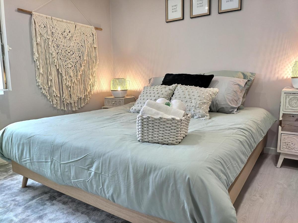 Appartement Le Tisseur De Reves - Parking Gratuit - Clim - Netflix à Albi Extérieur photo